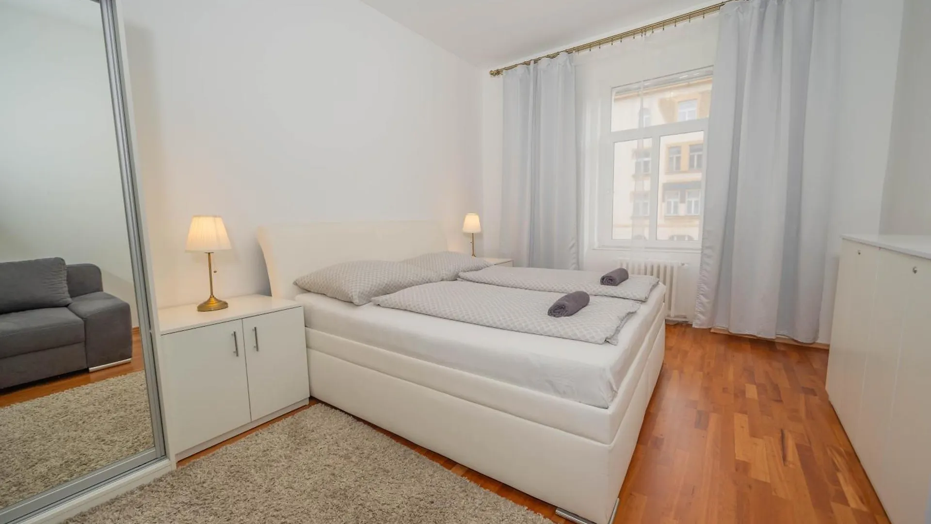 4 Bob'S Apartments - 3 Bedrooms, King Size Beds Prague